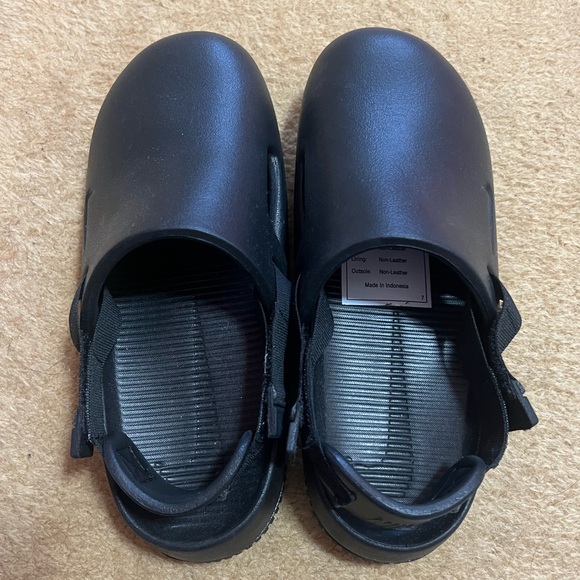 Nike Mules - Picture 3 of 5